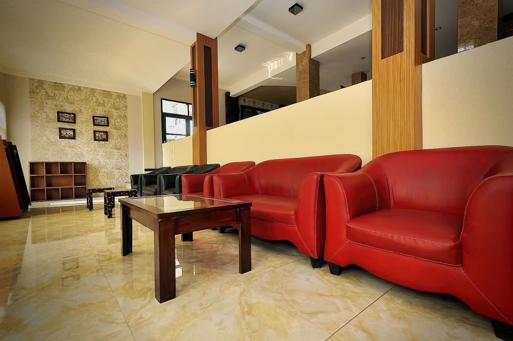 Spencer Green Hotel Batu  Dış mekan fotoğraf