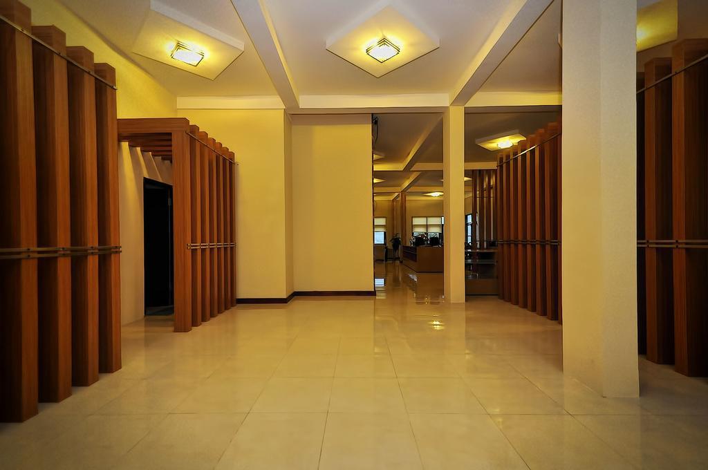 Spencer Green Hotel Batu  Dış mekan fotoğraf