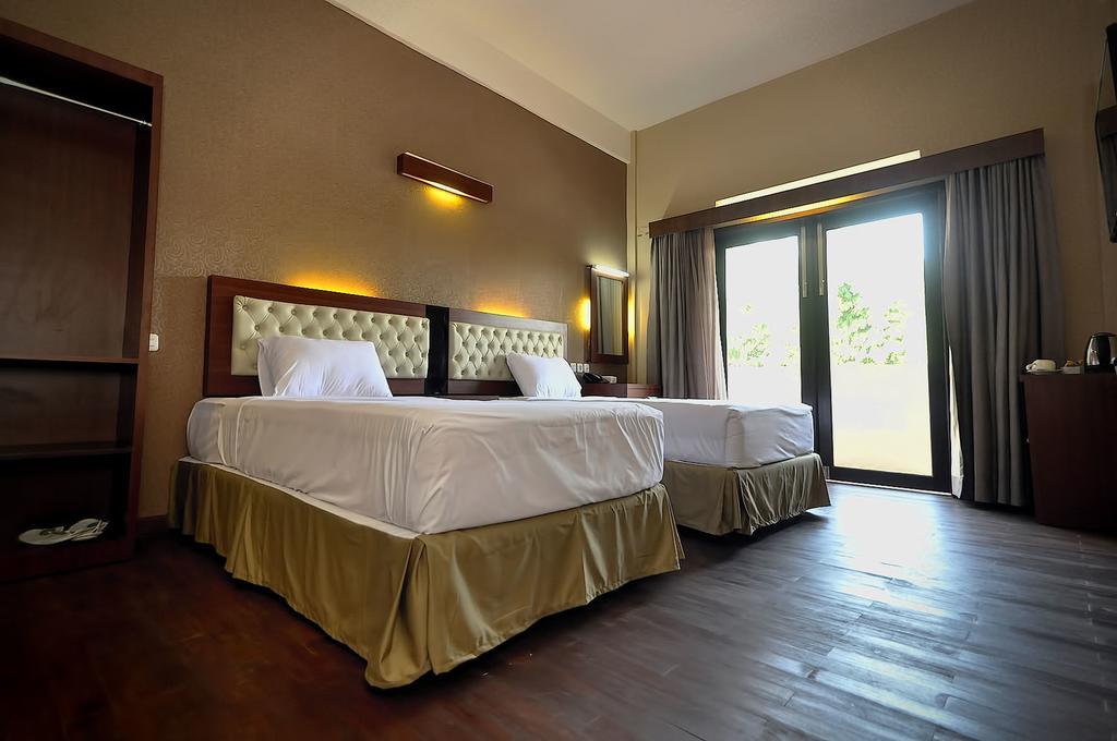 Spencer Green Hotel Batu  Dış mekan fotoğraf