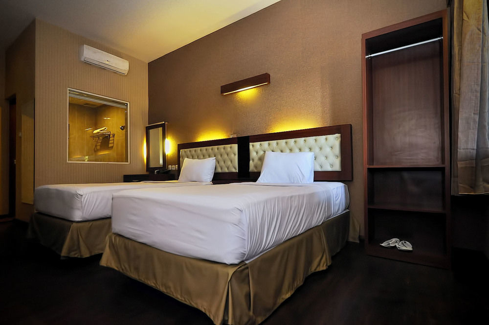 Spencer Green Hotel Batu  Dış mekan fotoğraf