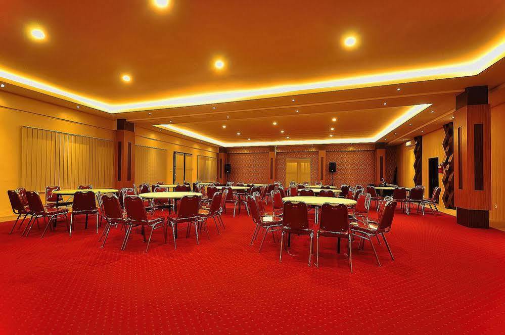 Spencer Green Hotel Batu  Dış mekan fotoğraf